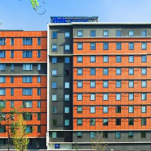 Ibis Budget Nord 18ème Hotel